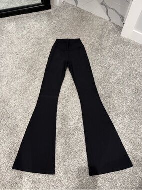Buffbunny Material Girl Ribbed Flare Leggings